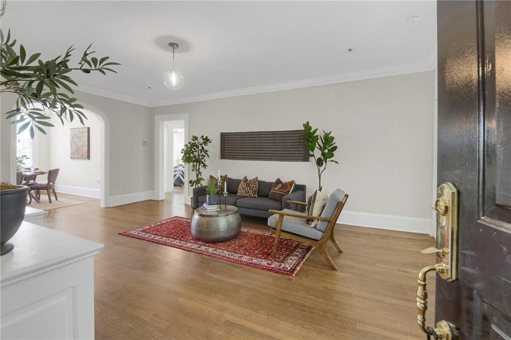2814 Peachtree Road NW 11