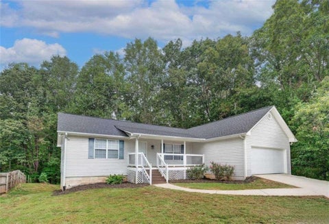 Homes For Sale - 250 Buddy Burt Road<br/> Dawsonville, GA 30534
