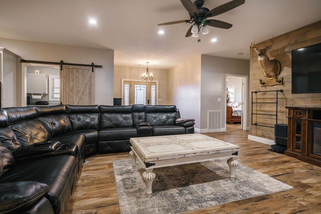 52 Ivy Ridge Court