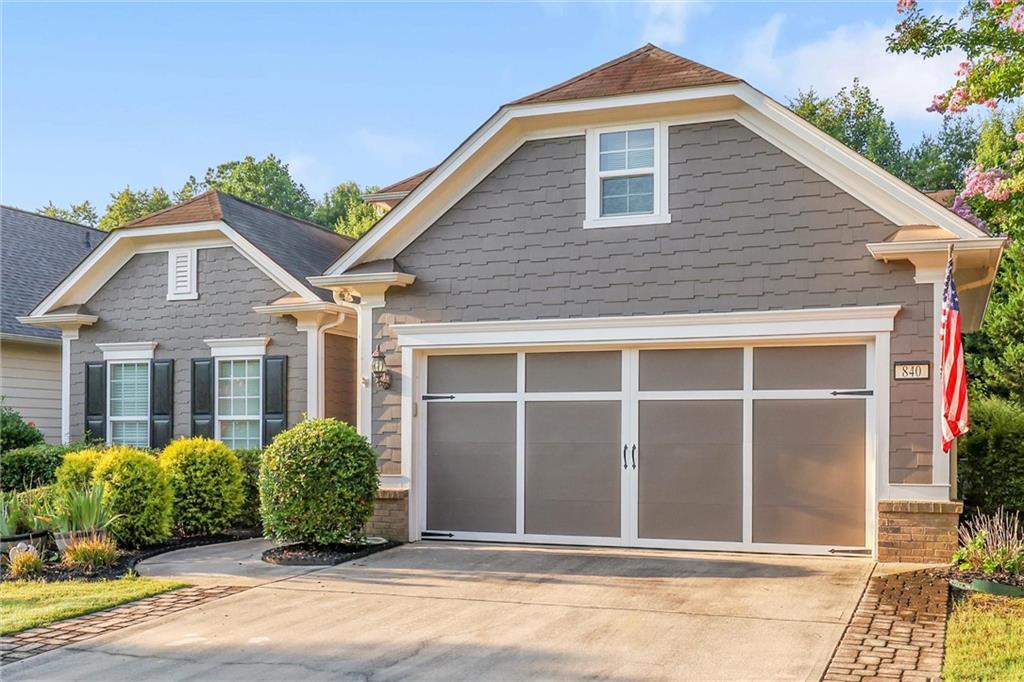 840 Peach Blossom Court