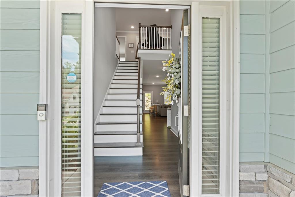 540 Glen Abbey Circle SE