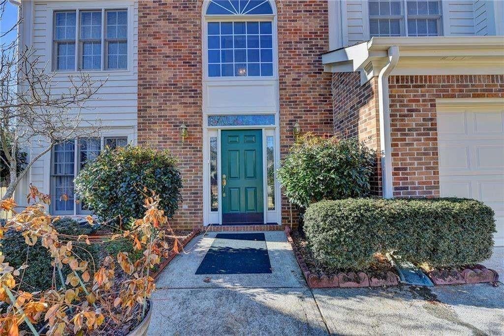 2390 Walnut Grove Way