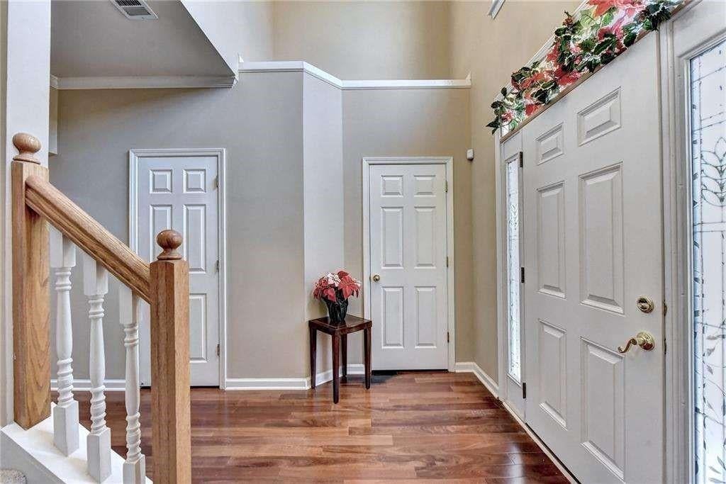 2390 Walnut Grove Way