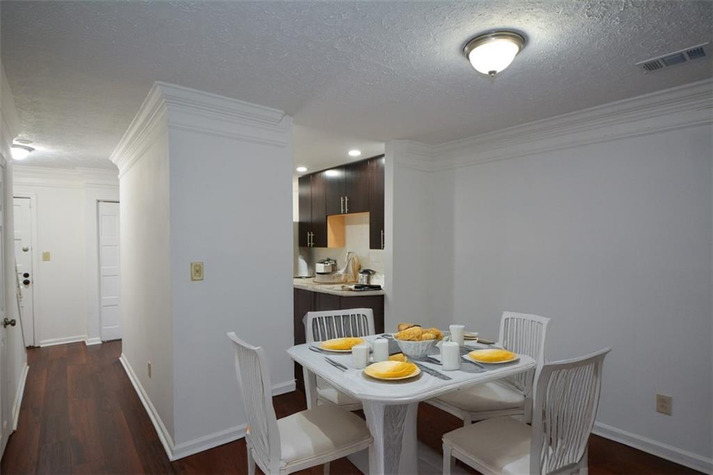 ROBINWOOD - Residential