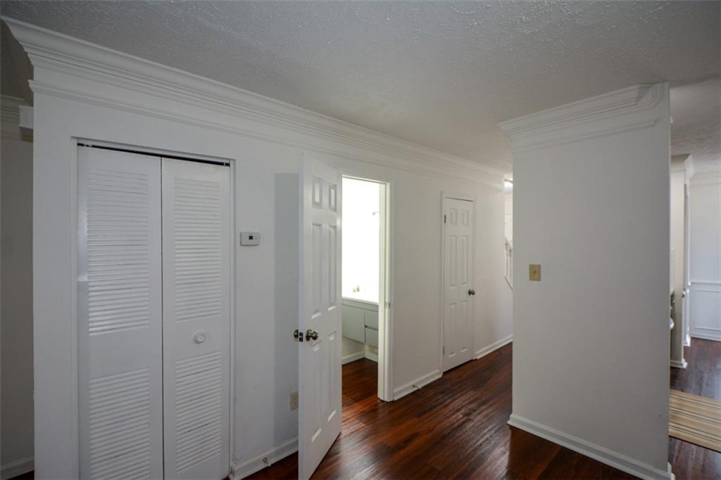 ROBINWOOD - Residential