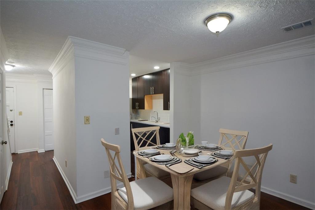 ROBINWOOD - Residential