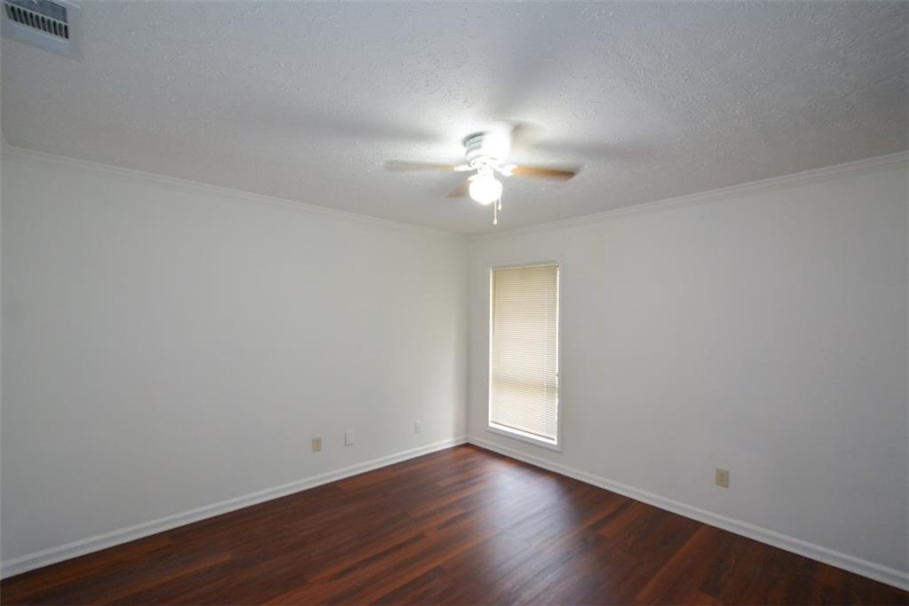 ROBINWOOD - Residential