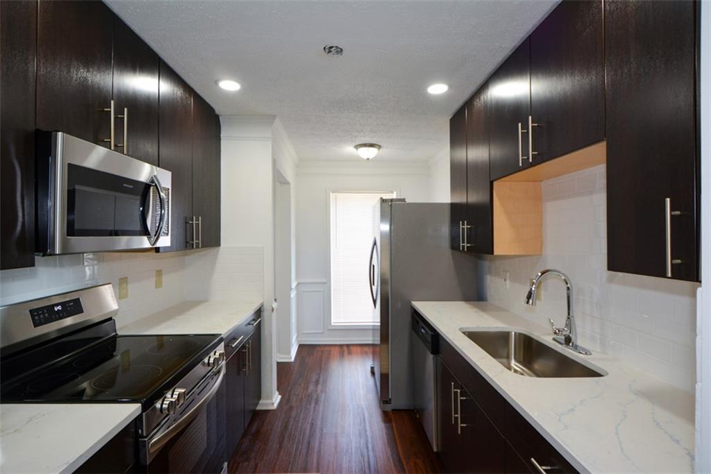 ROBINWOOD - Residential