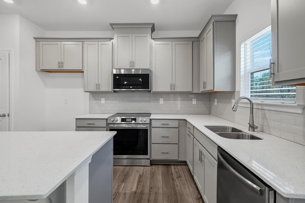 424 Panther Creek Lane