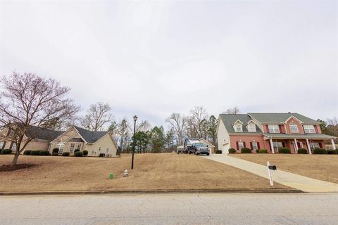 A home in Mcdonough