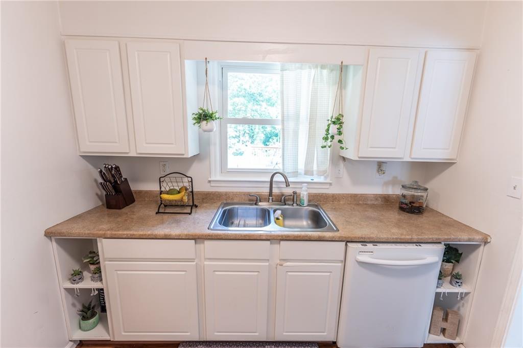 150 Newton Ridge Drive, Covington, Georgia image 8