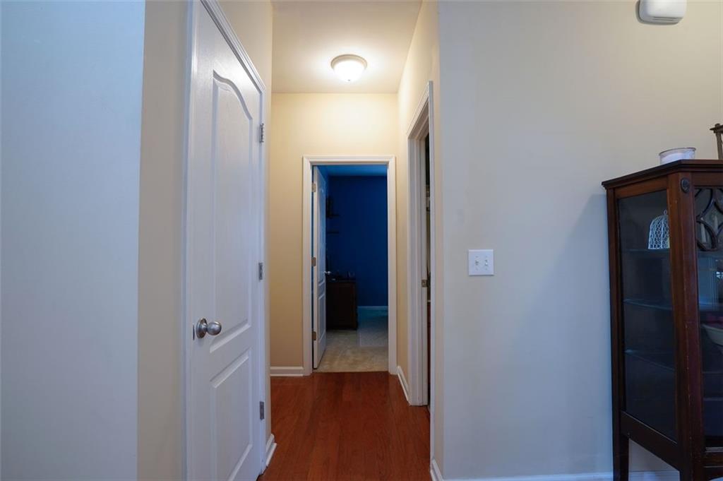 1116 Silverbrooke Drive, Powder Springs, Georgia image 17