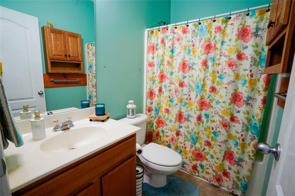 1116 Silverbrooke Drive, Powder Springs, Georgia image 8