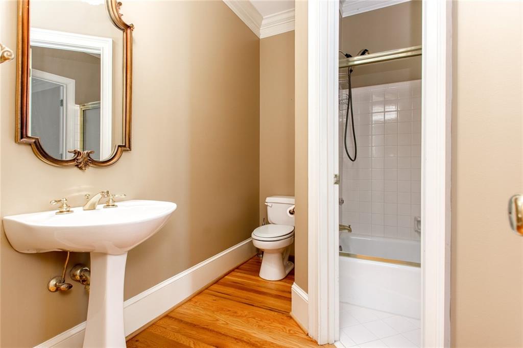 Windward - Residential Lease