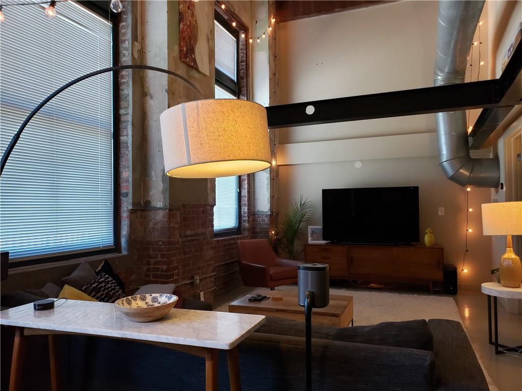 STACKS FULTON COTTON MILL LOFTS - Residential Lease