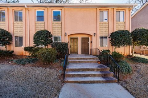 Photo of 2386 Lawrenceville Highway #G, Decatur, GA 30033 (MLS # 7710819)