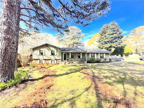 Homes For Sale - 3533 Charlotte Drive<br/> Rex, GA 30273