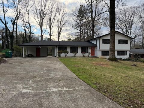 501 Little John Drive NW Lilburn GA 30047