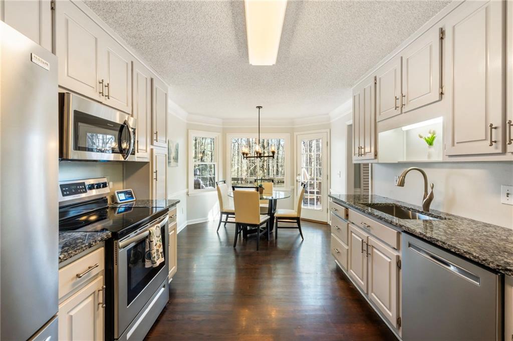 7665 Brentwood Court