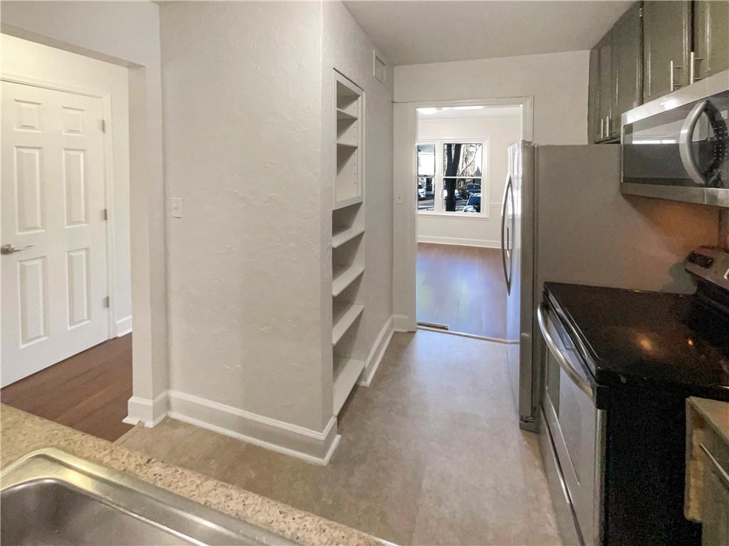 6606 Autumn Trace Drive, Peachtree Corners, Georgia image 25