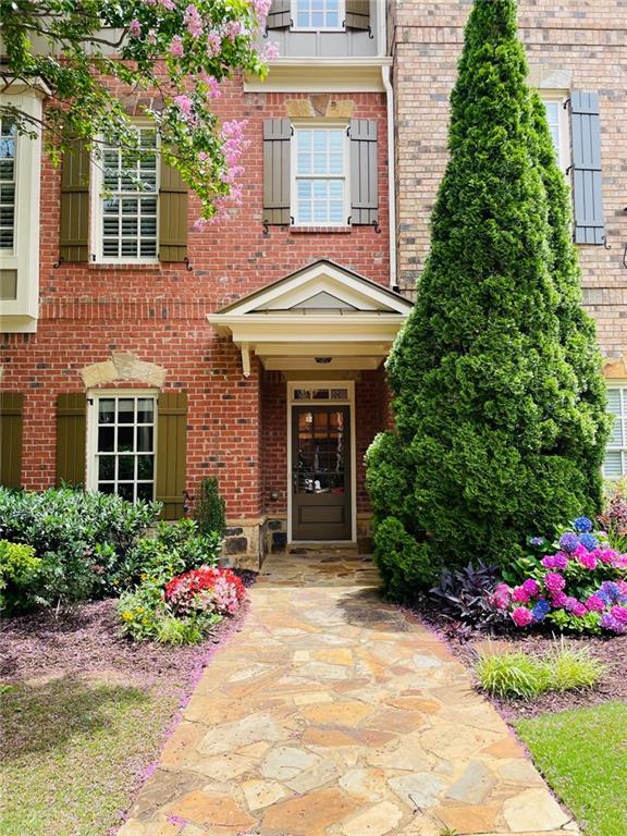 578 PARKSIDE VILLAGE Way NW