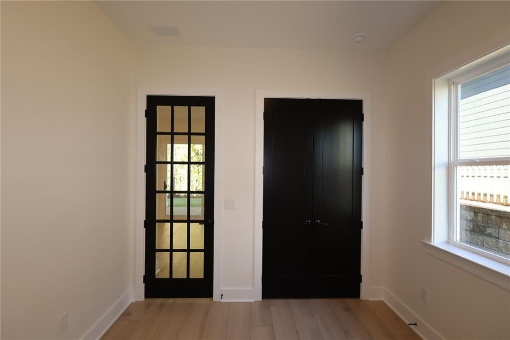 636 Barnfield Way