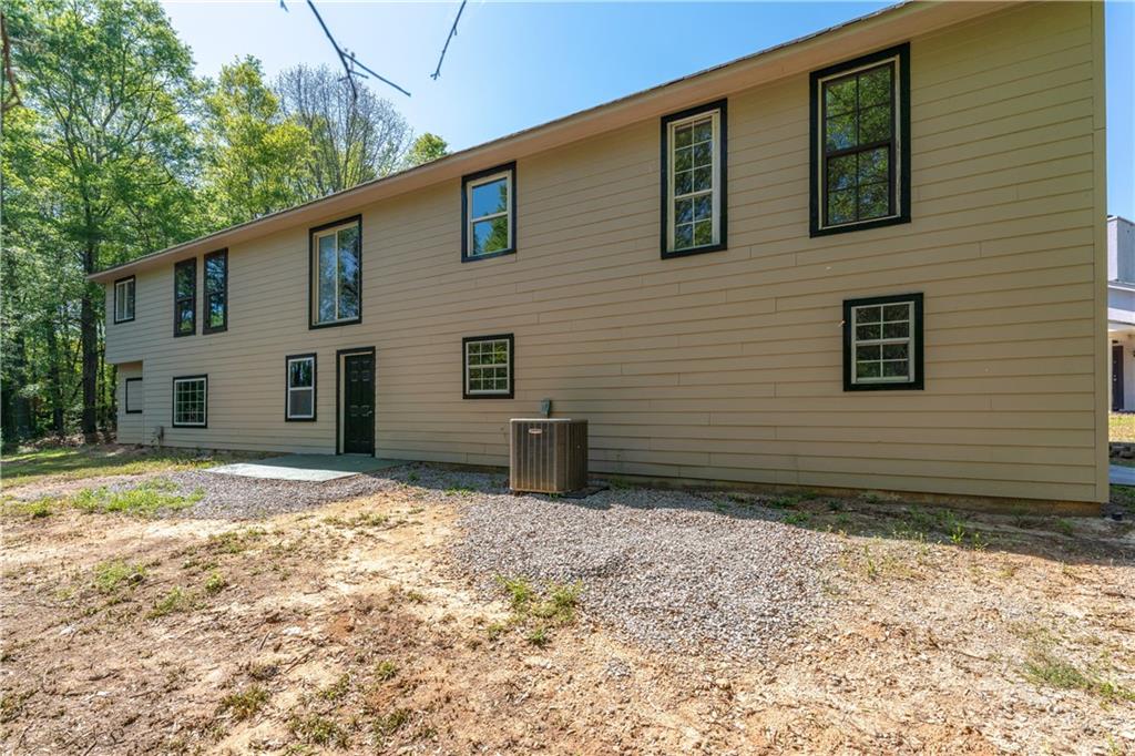 2320 Copper Trail Lane, Buford, Georgia image 41