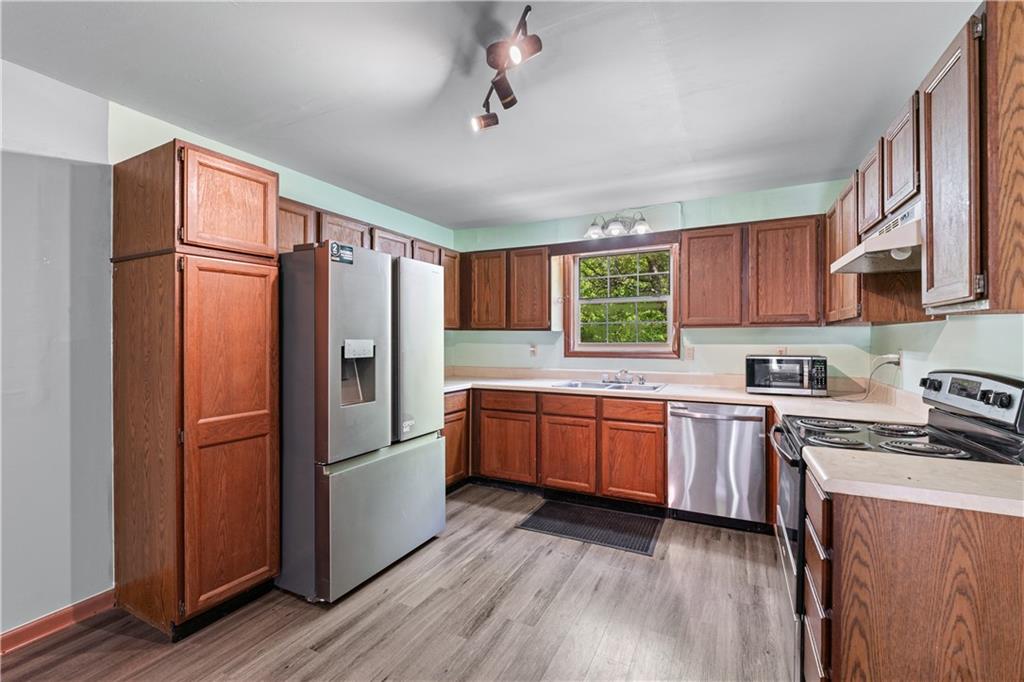 2320 Copper Trail Lane, Buford, Georgia image 31