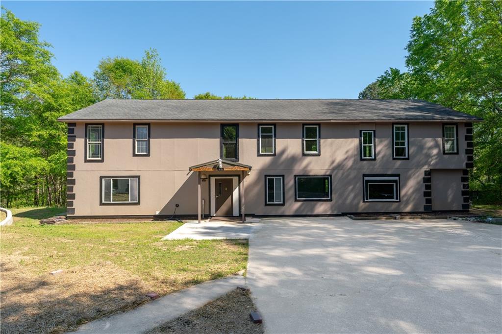 2320 Copper Trail Lane, Buford, Georgia image 28