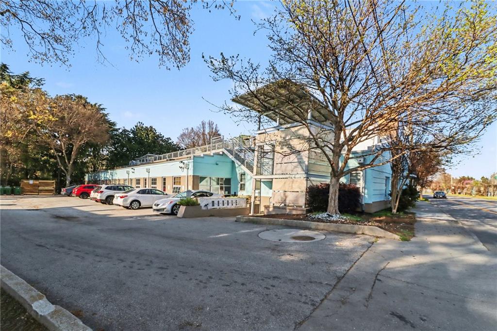 964 Dekalb Avenue NE 106