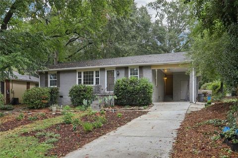 2445 Woodridge Drive Decatur GA 30033