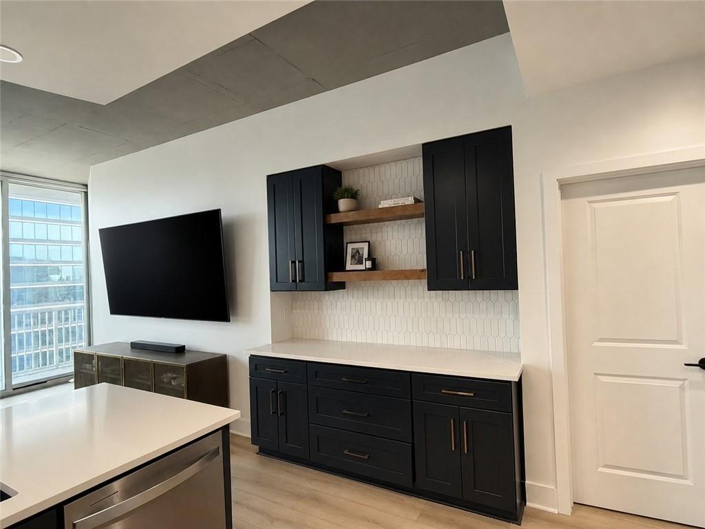 855 Peachtree Street NE 2210