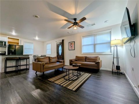 2533 Godfrey Drive Atlanta GA 30318