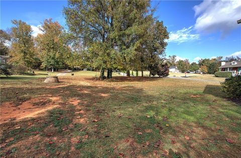 A home in Cartersville