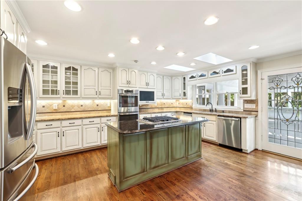 455 Mount Vernon Highway, Sandy Springs, Georgia image 13