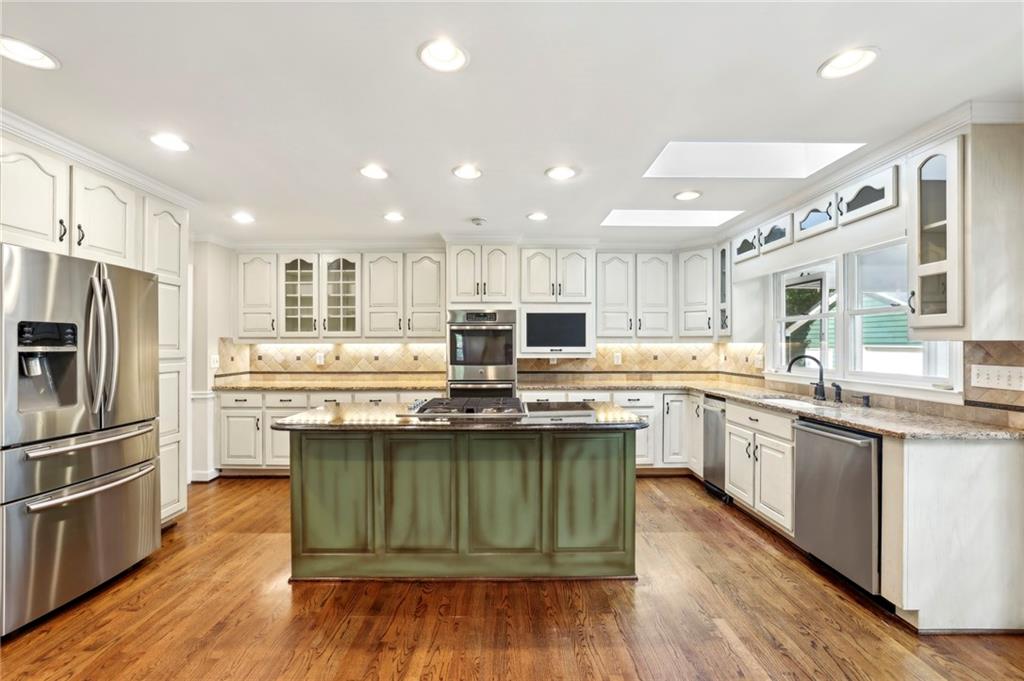 455 Mount Vernon Highway, Sandy Springs, Georgia image 14