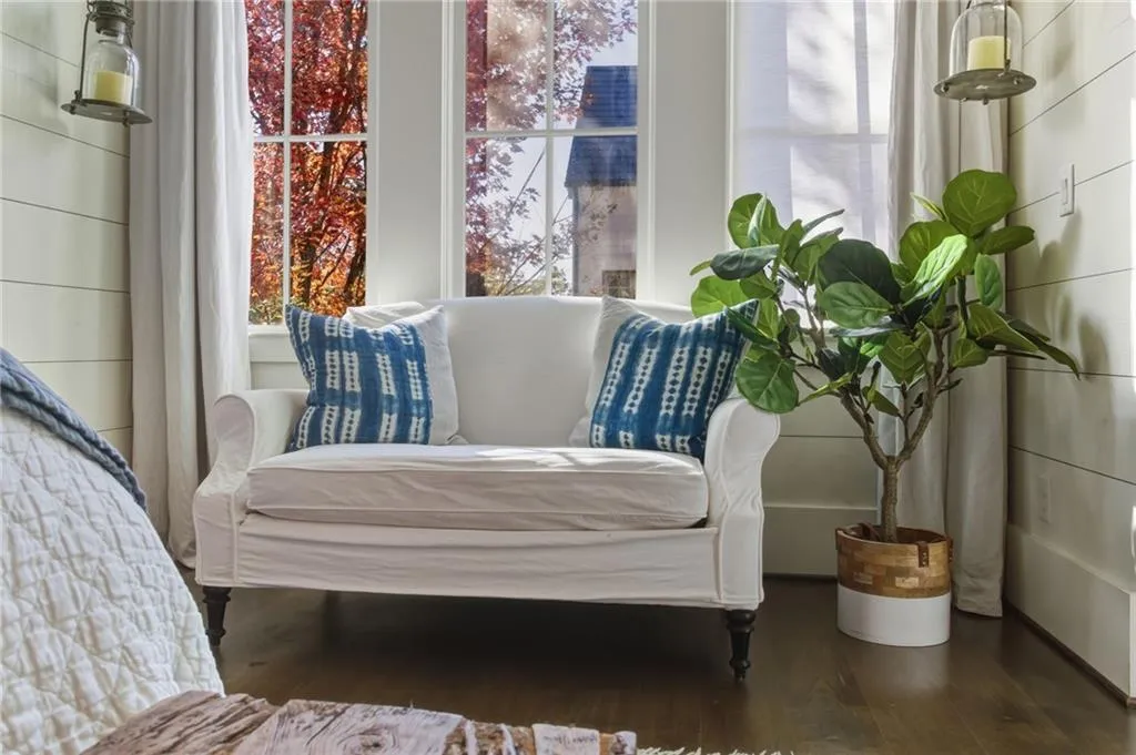 Roswell, Georgia 30075, United States, 5 Bedrooms Bedrooms, ,4 BathroomsBathrooms,Residential,Active,240853