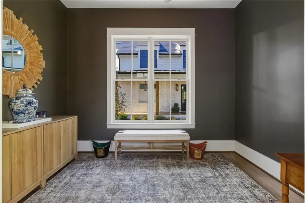 Roswell, Georgia 30075, United States, 5 Bedrooms Bedrooms, ,4 BathroomsBathrooms,Residential,Active,240853