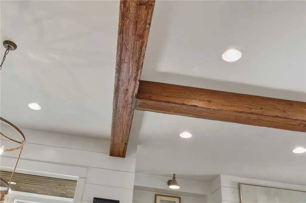 Roswell, Georgia 30075, United States, 5 Bedrooms Bedrooms, ,4 BathroomsBathrooms,Residential,Active,240853