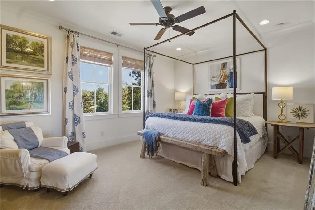 Roswell, Georgia 30075, United States, 5 Bedrooms Bedrooms, ,4 BathroomsBathrooms,Residential,Active,240853