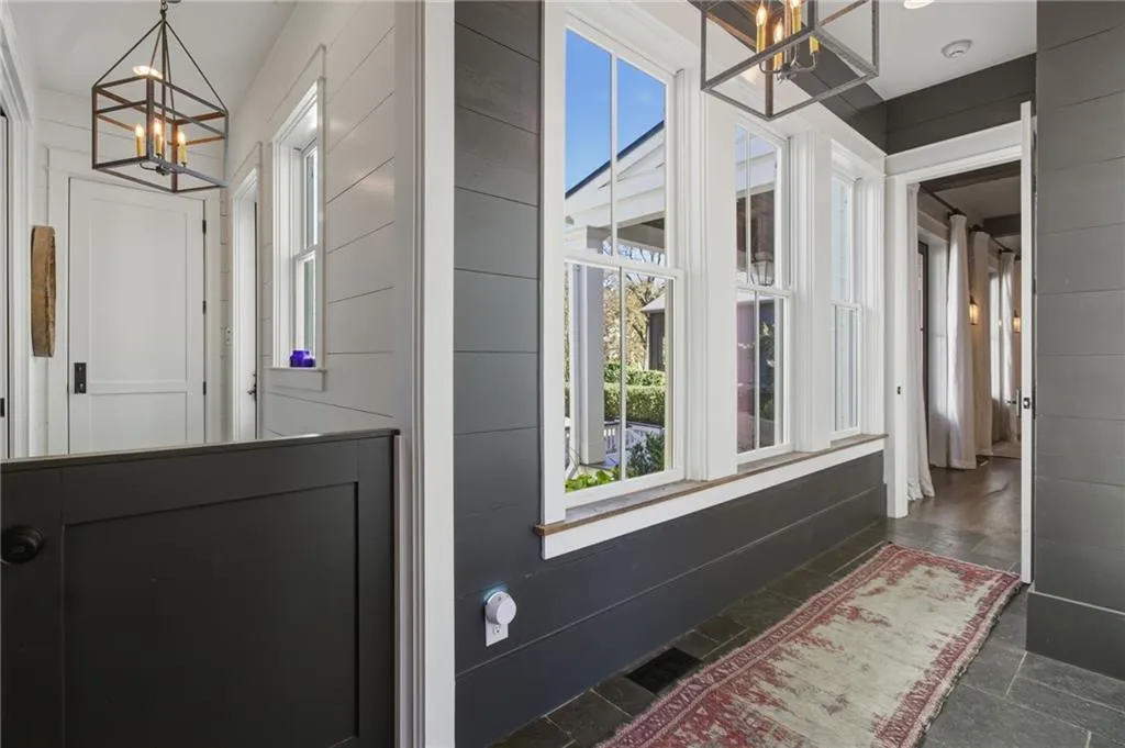 Roswell, Georgia 30075, United States, 5 Bedrooms Bedrooms, ,4 BathroomsBathrooms,Residential,Active,240853