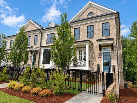 Photo of 200 Midnight Oak Run #4, Alpharetta, GA 30009 (MLS # 7778121)