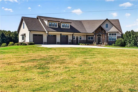 Homes For Sale - 725 County Farm Road<br/> Jefferson, GA 30549