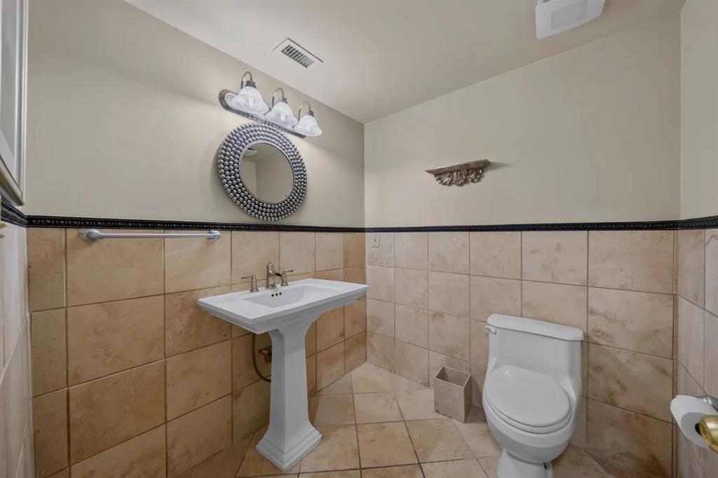 795 Hammond Drive 2407
