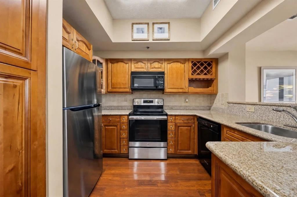 795 Hammond Drive 2407