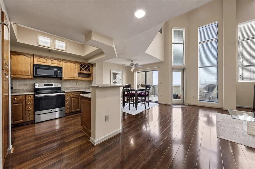 795 Hammond Drive 2407
