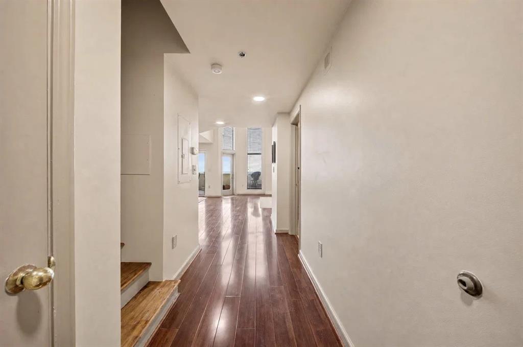 795 Hammond Drive 2407