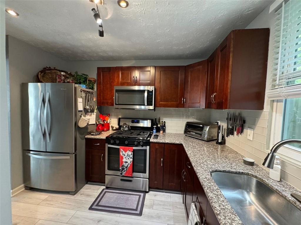 3971 WOLCOTT Circle