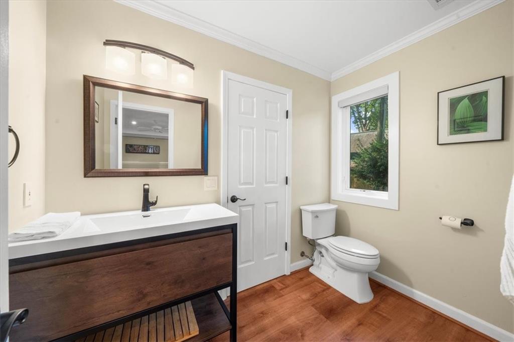 Bay Colony - Residential
