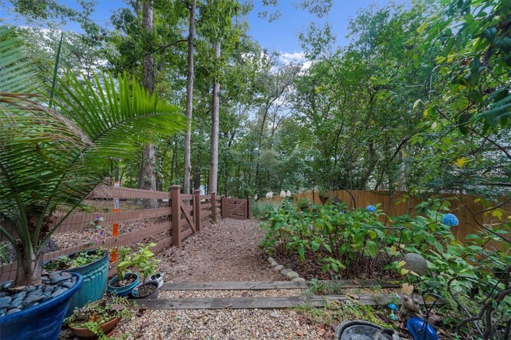 Bay Colony - Residential